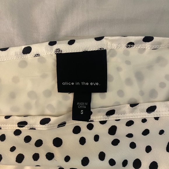 Alice in the Eve Minimal Animal Mini Skirt - Picture 4 of 6